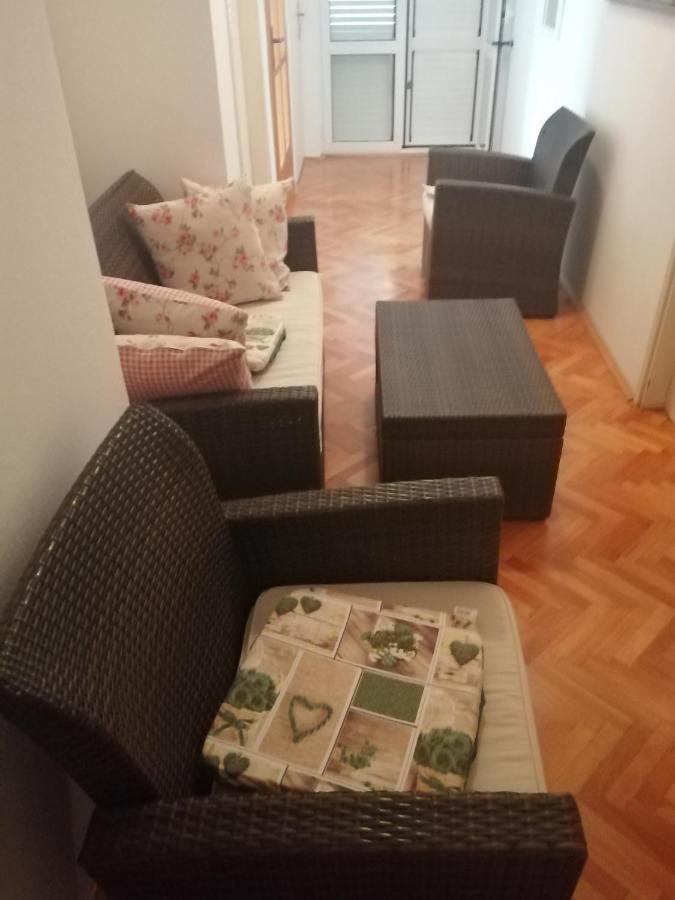 Apartment Раб Екстериор снимка