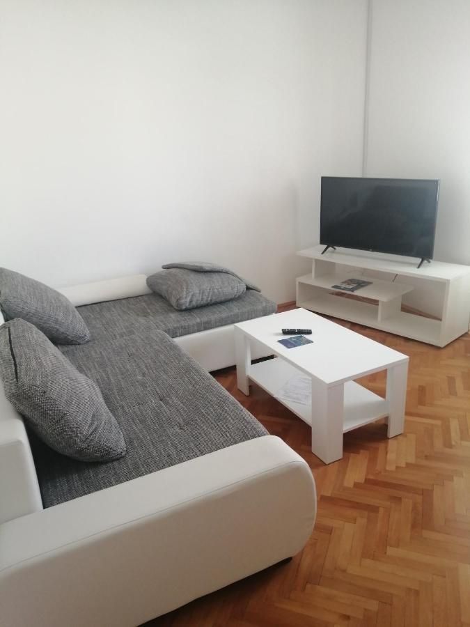Apartment Раб Екстериор снимка